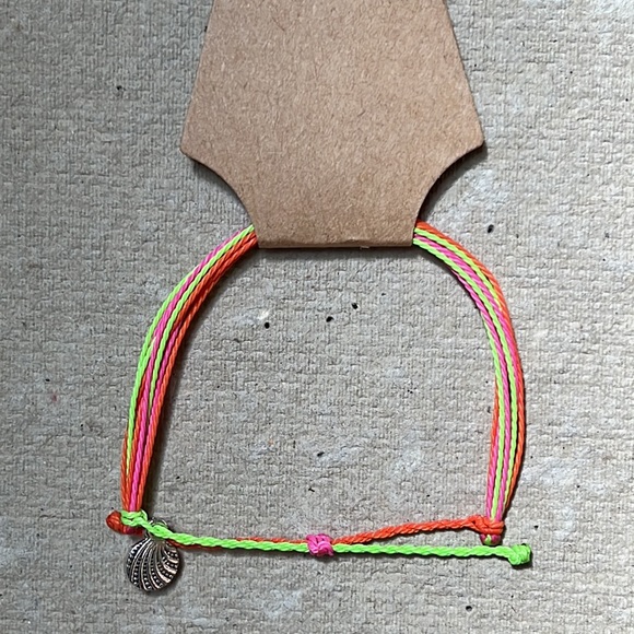 ‘Neon Shell’ Bracelet - Picture 6 of 7